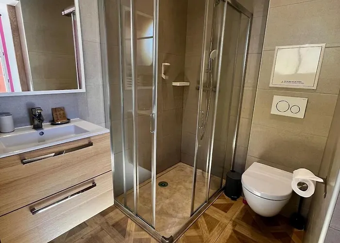 Ciste Avec Terrasse A